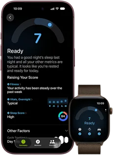 iPhone 18 Pro, noir, face avant, affichant le résultat du statut Préparation (score de 7), jumelé à une Apple Watch, de face, marron, affichant le même score Préparation de 7